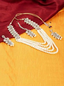 Pearl and Kundan Queen's Necklace Jewellery Set for Wedding