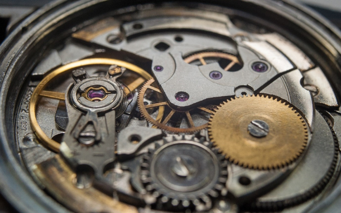 6 Reasons Why You Must Invest in An Automatic Watch Today